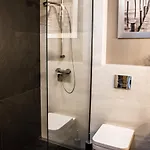 N7 Apartment