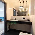 Apartment N7 *