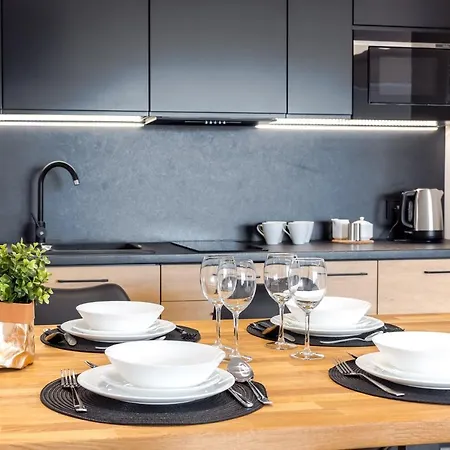 N7 Διαμέρισμα *